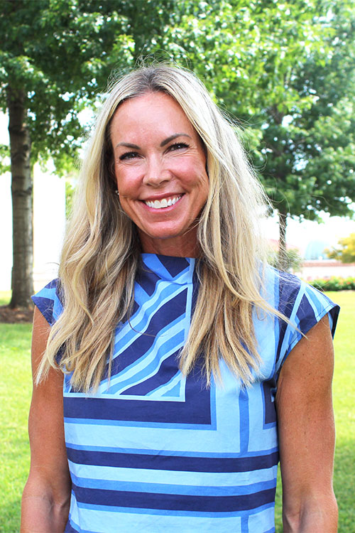 Lisa Cooley headshot